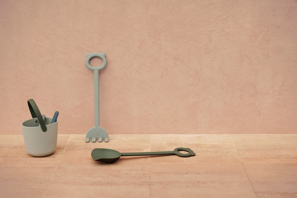 DELISTED Liewood Hilda Schaufel und Harken-Set „Mustard / Sea blue mix“ – Bild 4