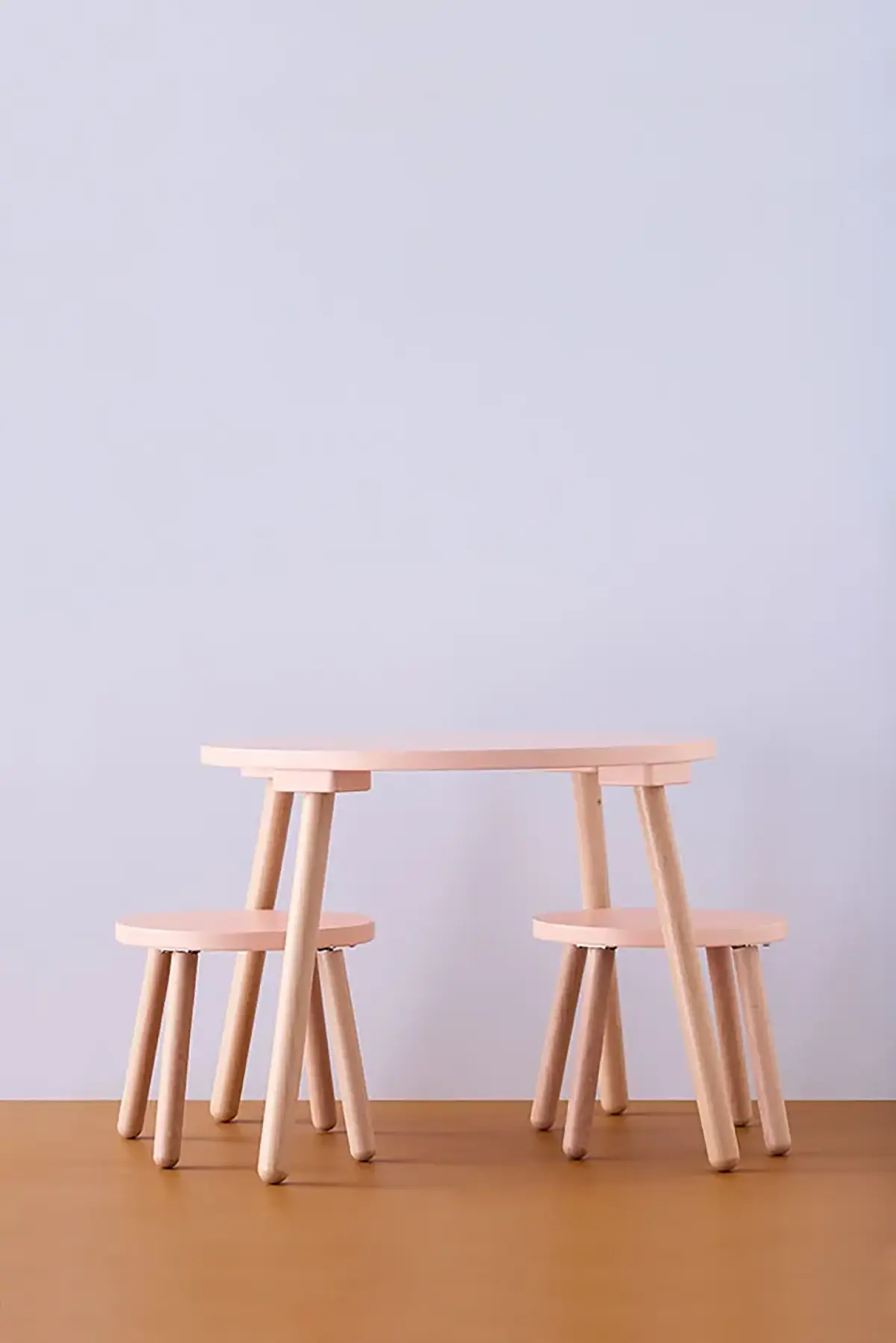 Kids Concept Kindertisch und Hocker-Set „apricot“