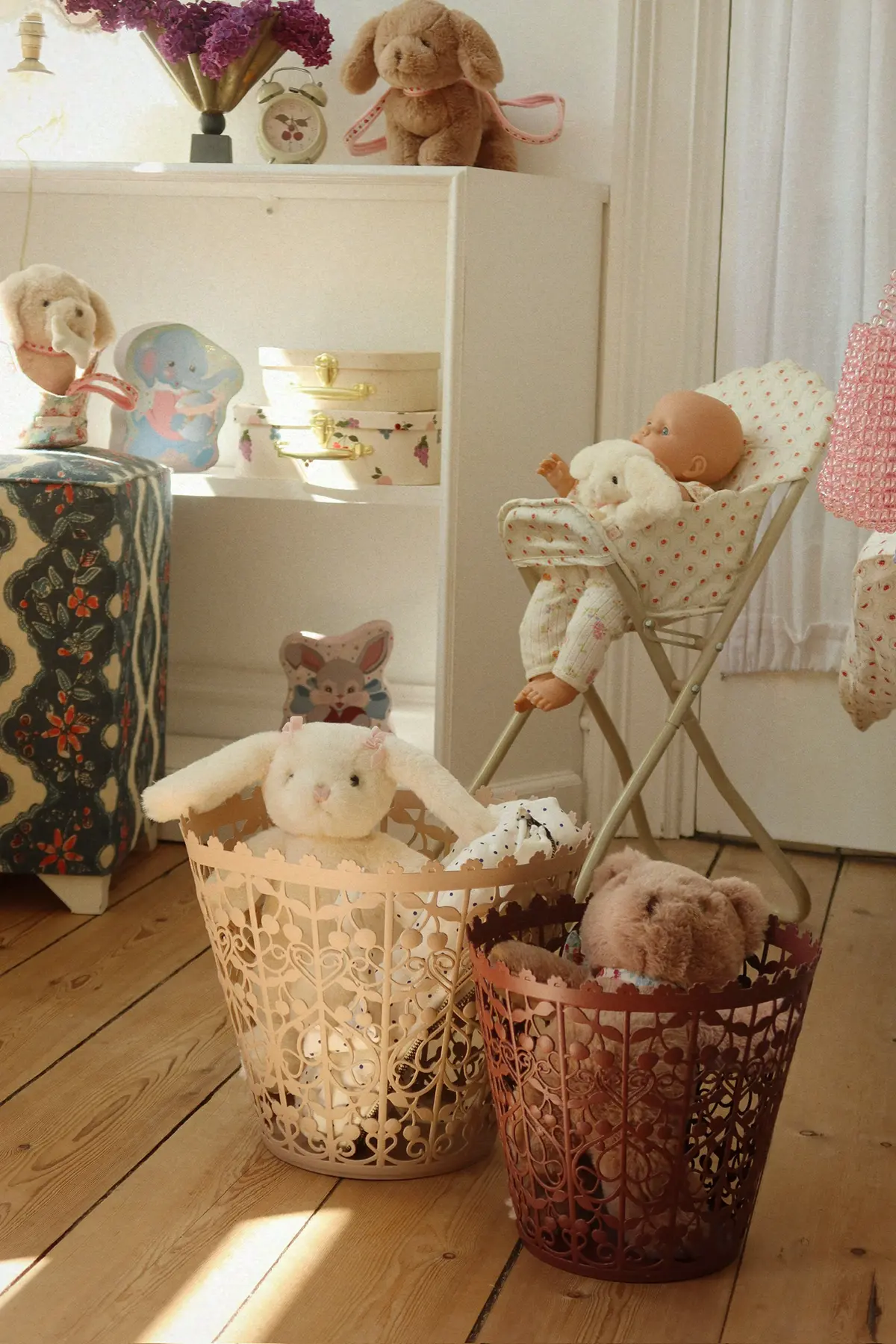 Konges Sløjd Retro Wecker „Cherry“