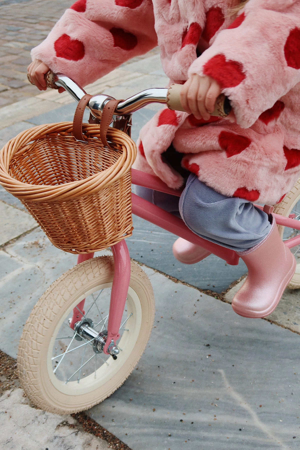 Konges Sløjd Laufrad Balance Bike „Sparkeling Pink“, 12-Zoll, ab ca. 2 Jahre