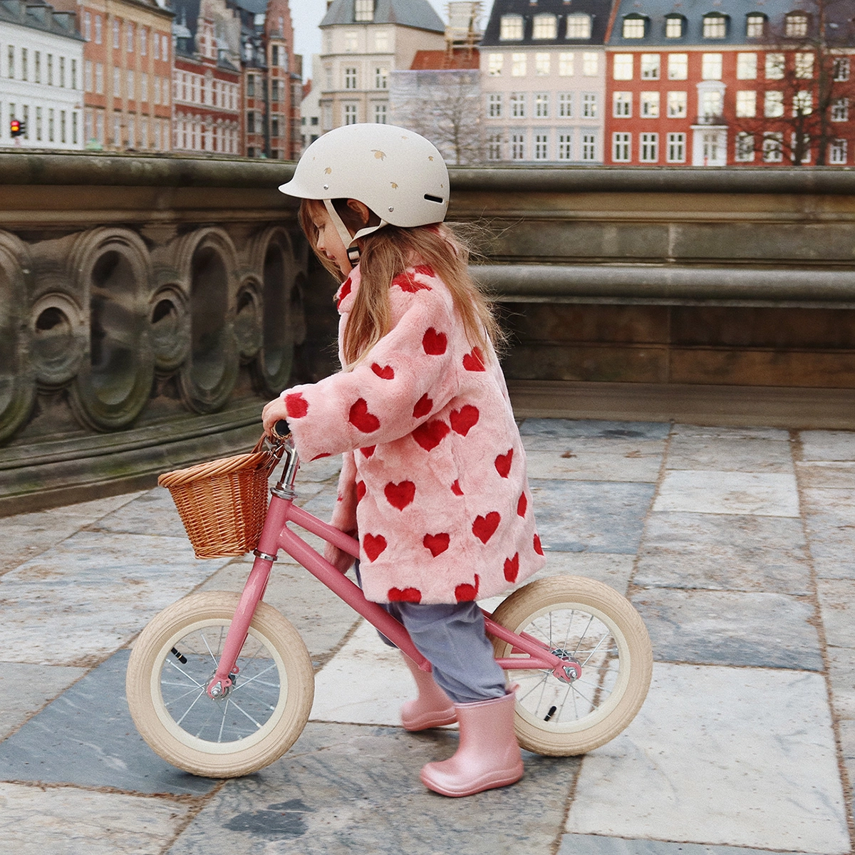 Konges Sløjd Laufrad Balance Bike „Sparkeling Pink“, 12-Zoll, ab ca. 2 Jahre