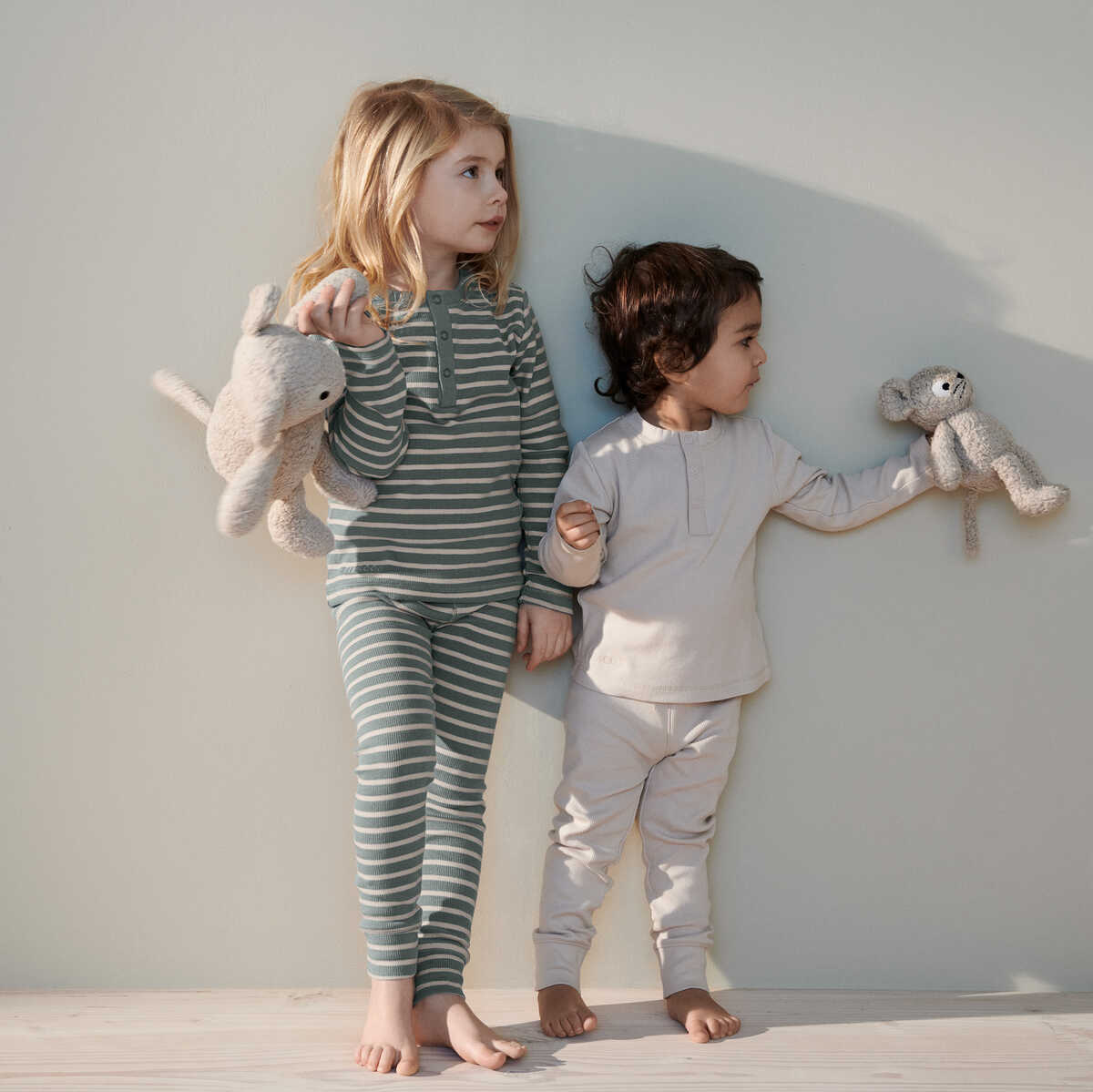 Liewood Pyjama-Set Wilhelm „Dogs / Sandy“, Gr. 92 – Bild 5