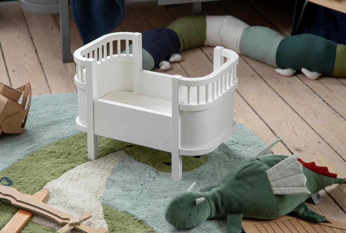 Sebra Puppenbett „weiß“ inkl. Matratze, FSC® – Bild 2