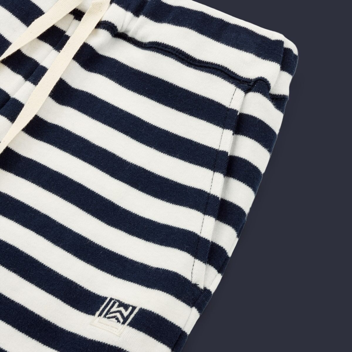 Liewood Interlock-Jersey-Shorts Bako „Stripe Creme / Midnight navy“, schwerer Jersey, Gr. 56-80 – Bild 4