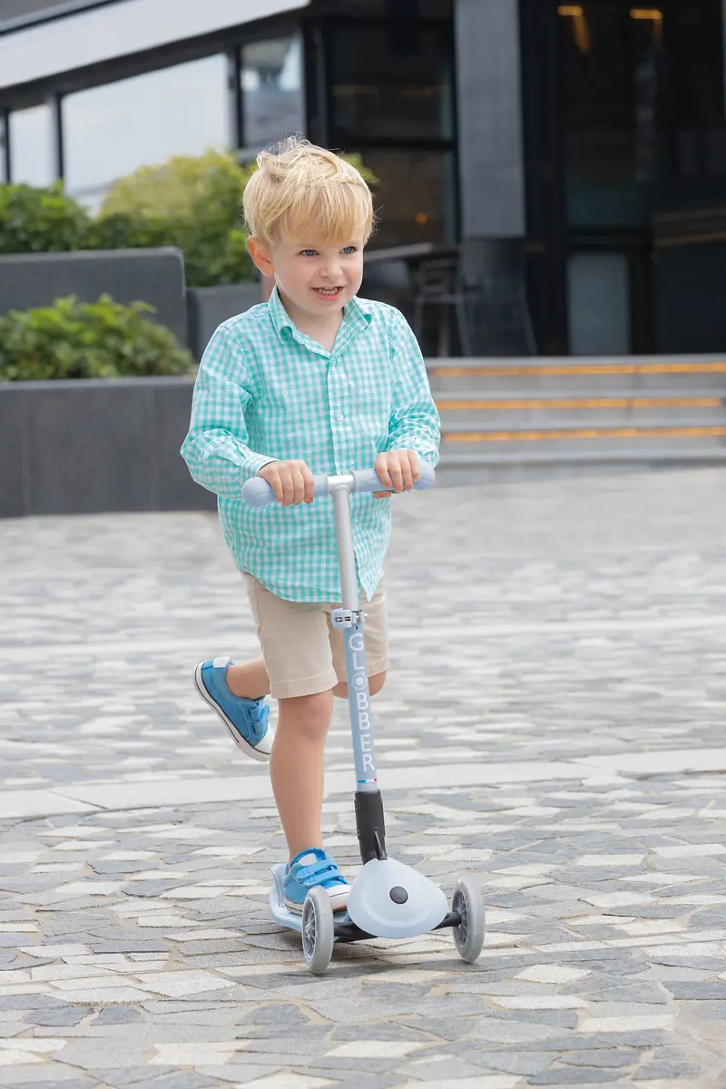 Globber Roller Junior Foldable Lights ECO mit Leuchtrollen – pistazie, 2-6 Jahre – Bild 10