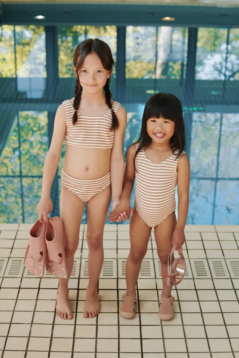 Liewood Kinder-Badeanzug Bianco „Coral blush / Creme de la creme“