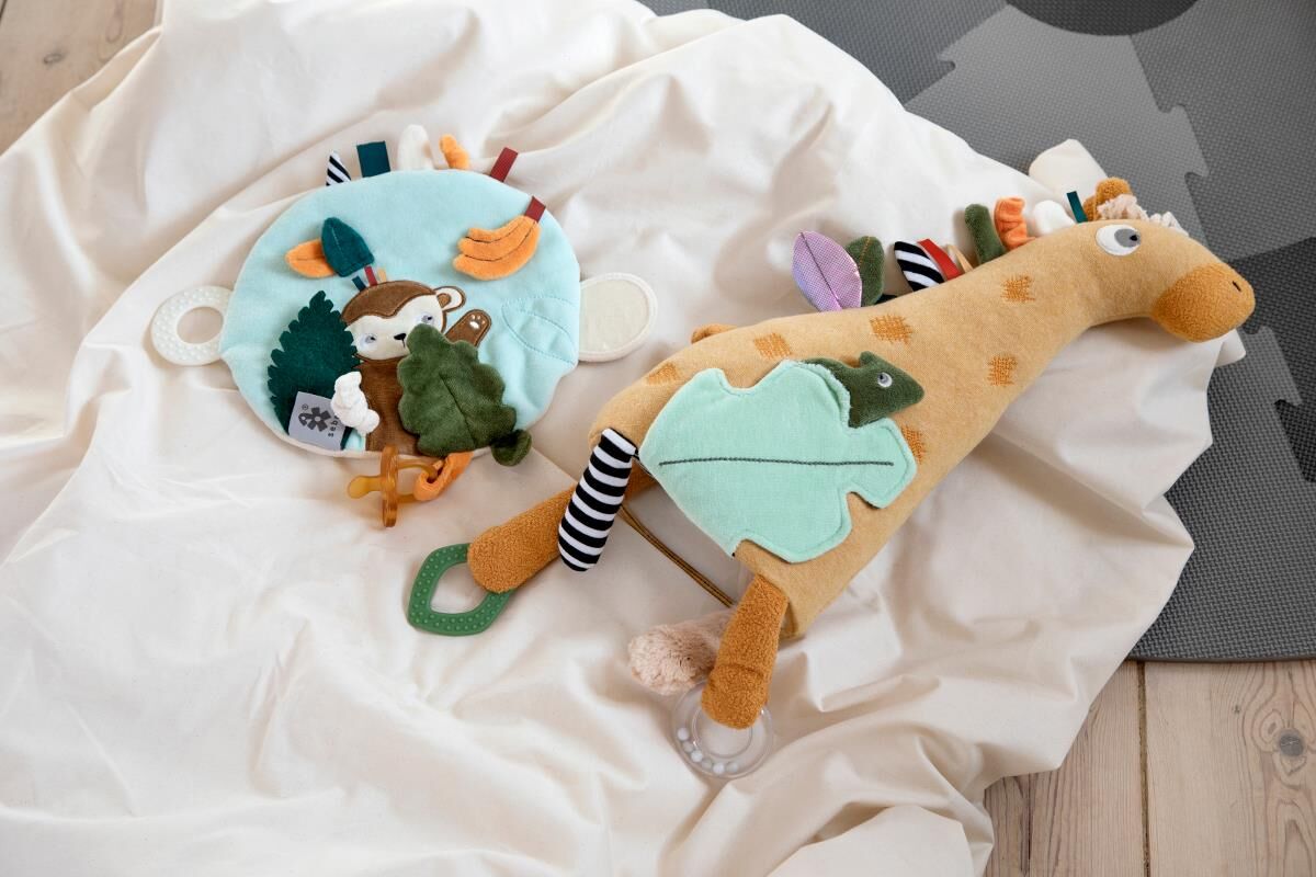 DELISTED Sebra Aktivitätsspielzeug Glenn die Giraffe – Bild 2