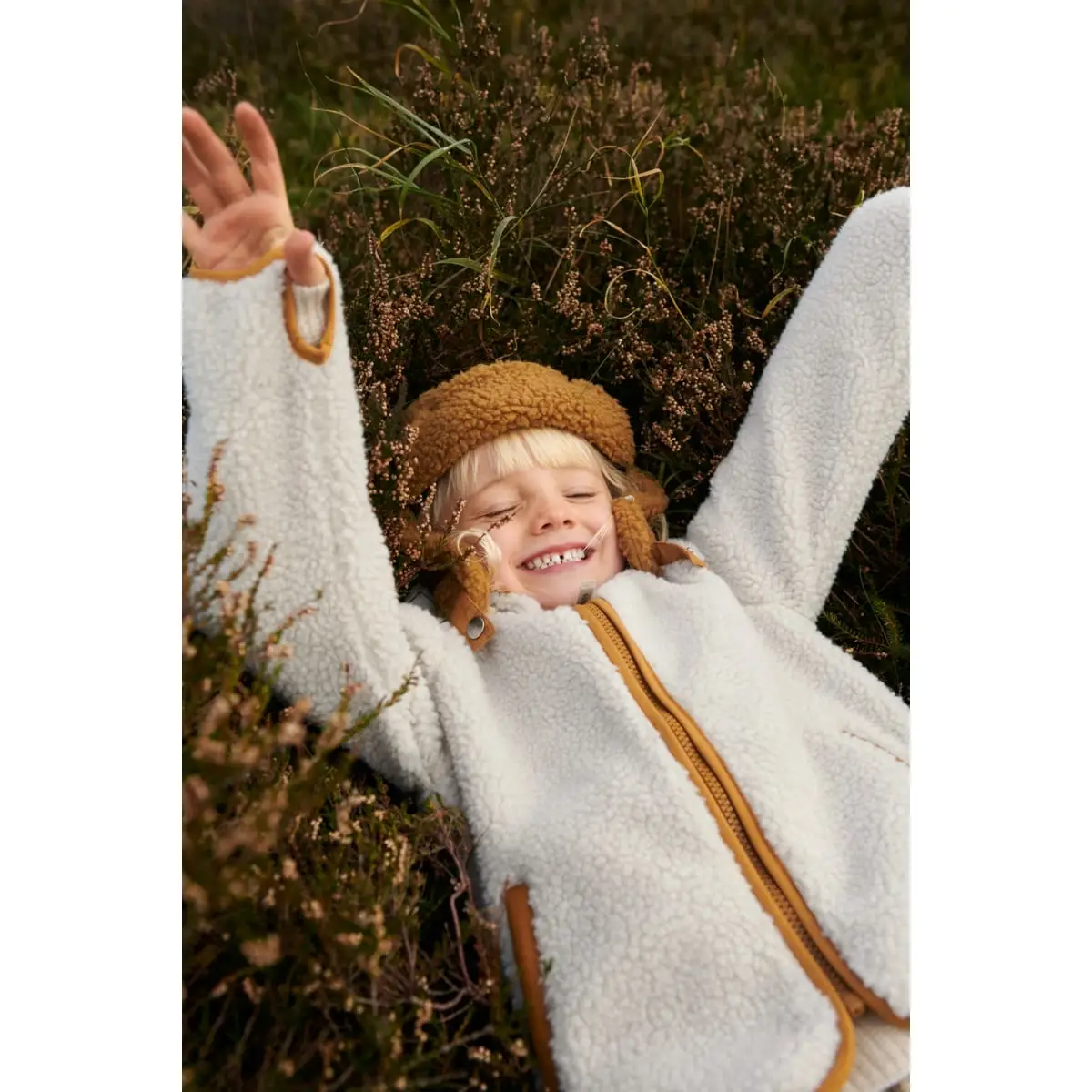 Liewood Mara Sherpa Jacke mit Kapuze und Ohren „Berry / Pale tuscany / Embroidery“, Gr. 86-104 – Bild 7
