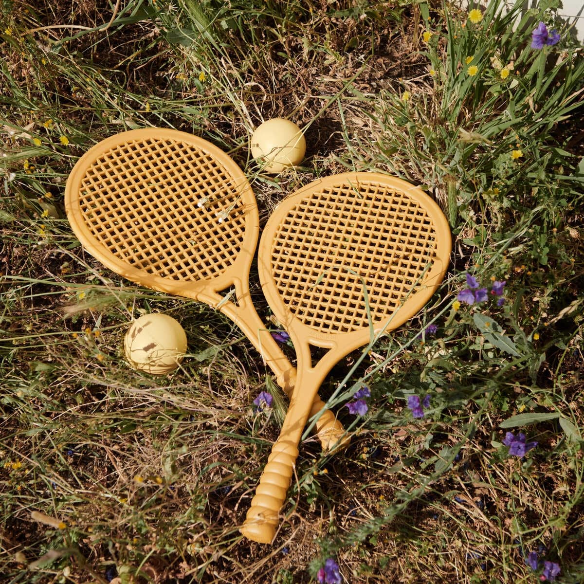 DELISTED Liewood Tennis-Set Monica „Yellow mellow / Jojoba“ – Bild 3