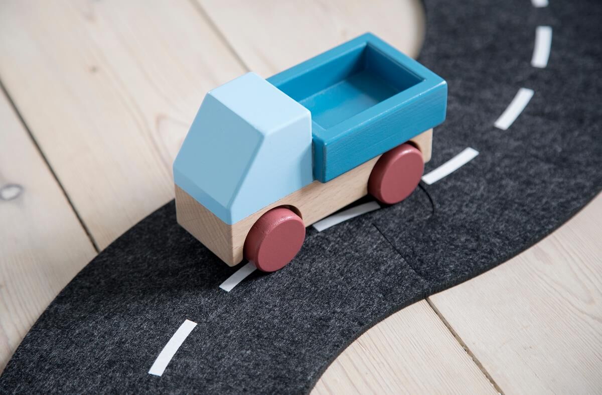 Sebra Lastwagen aus Holz 02