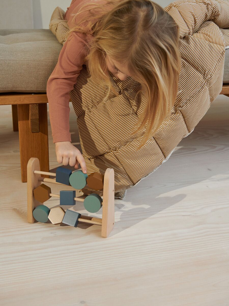 Liewood Astrid Abakus „Geometric blue multi mix“, Buchenholz 03