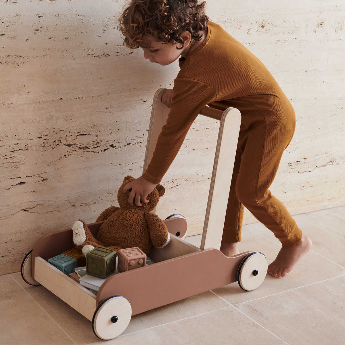 DELISTED Liewood Lauflernwagen Bonnie „Golden caramel / sandy mix“, Buchenholz, H52cm – Bild 3