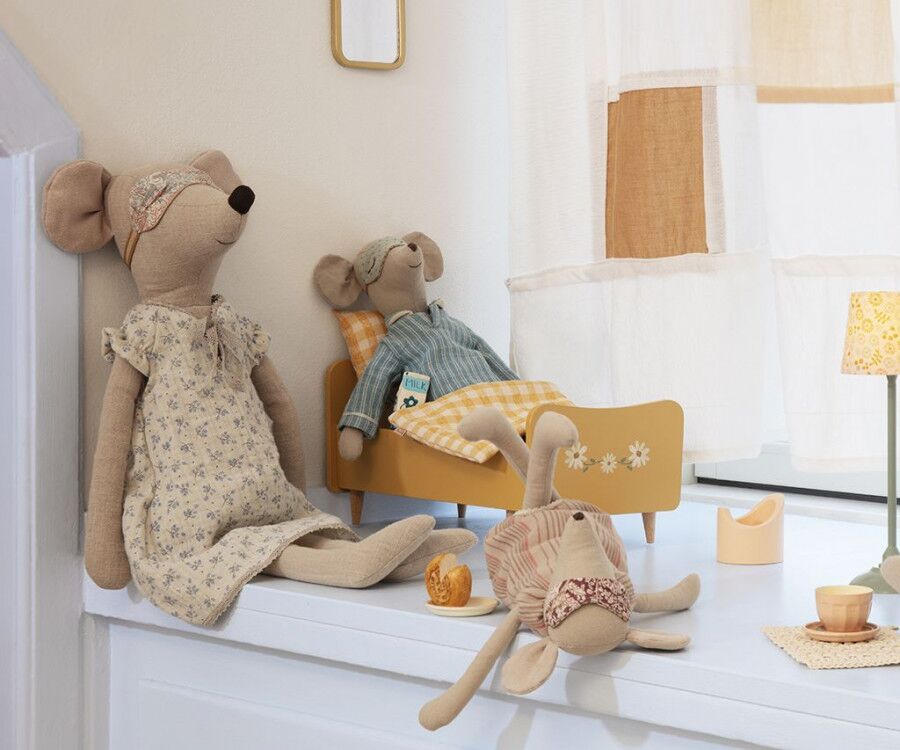 Maileg Kuschelmaus im Nachhemd, Medium Maus, H33cm Mood