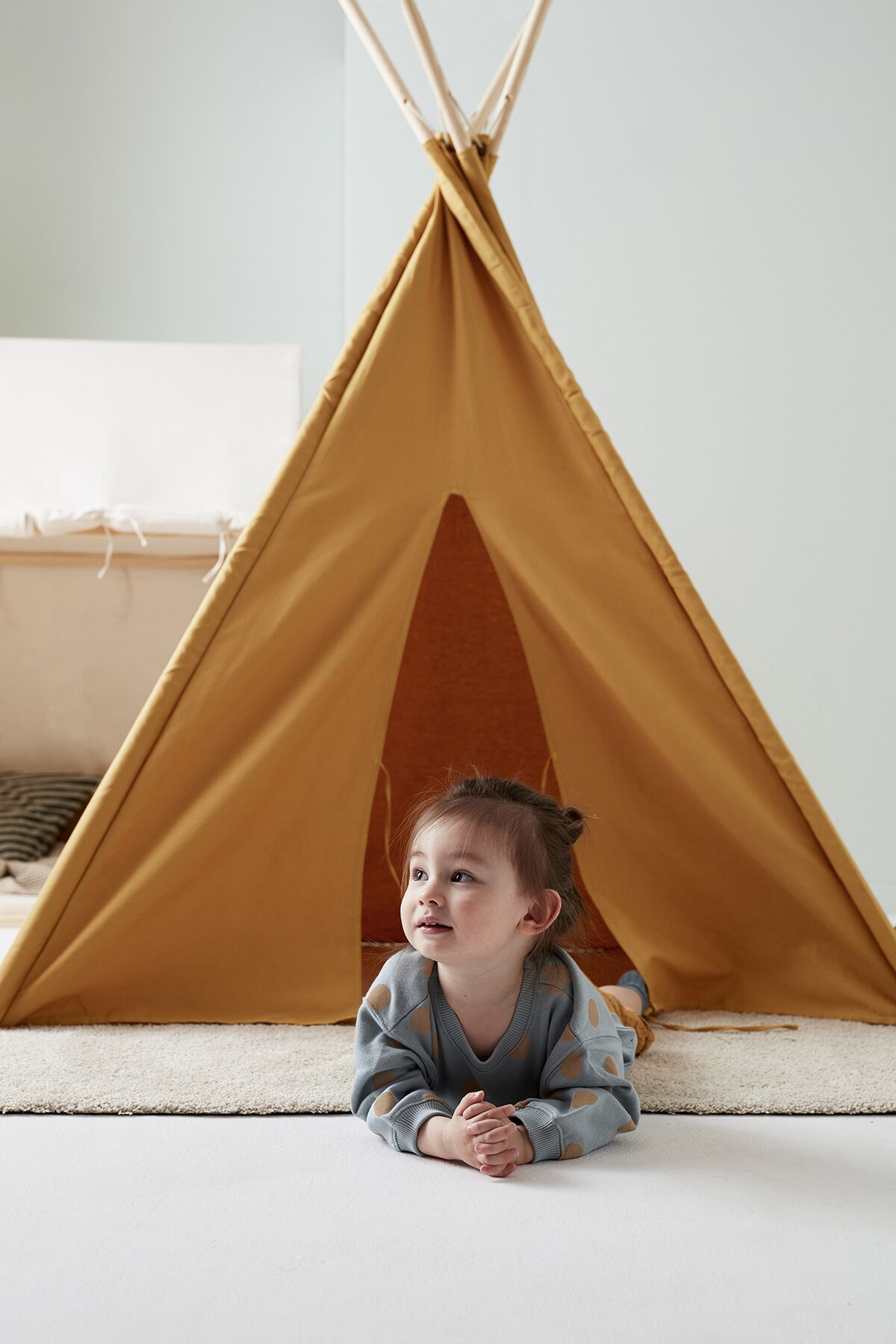 Kids Concept Tipi-Zelt „gelb“ H160cm – Bild 4