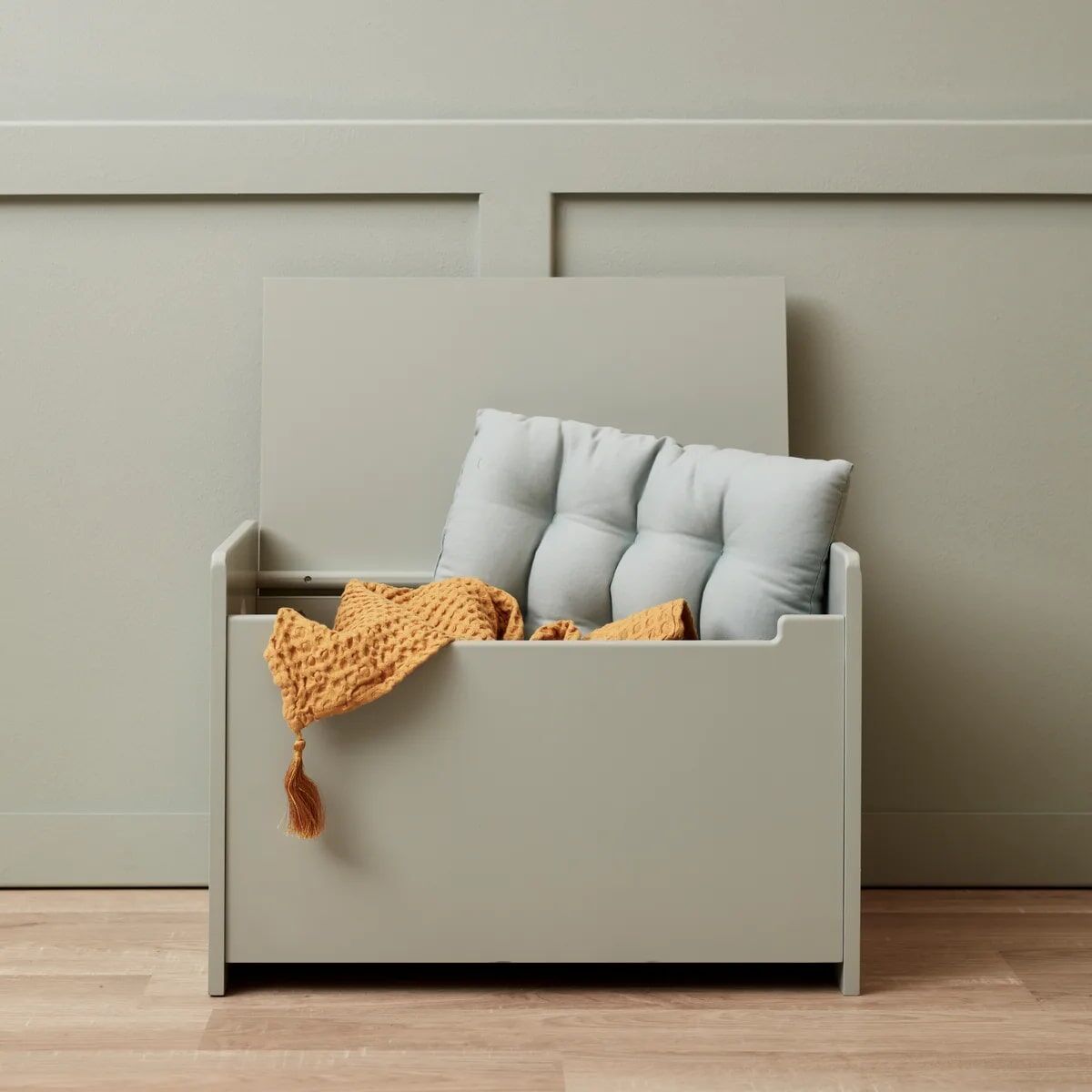 DELISTED Kids Concept Holztruhe „hellgrün“, 50x29x34cm – Bild 5