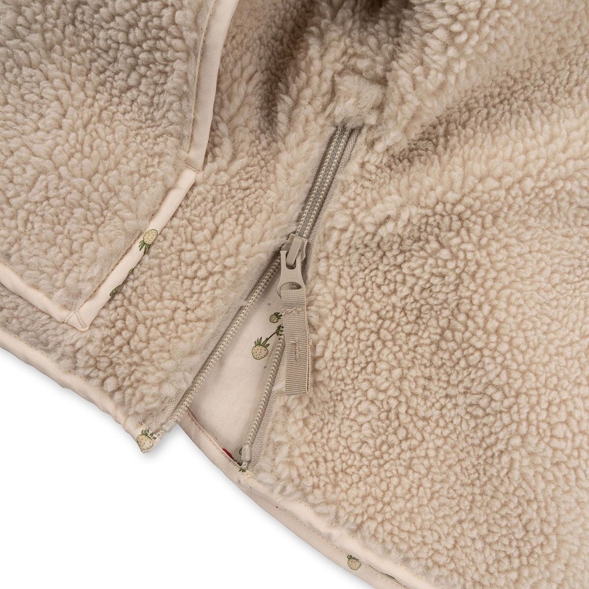 Konges Sløjd Grizz Teddy Poncho „Creme Off White“ 1-4J, 7-8J – Bild 3