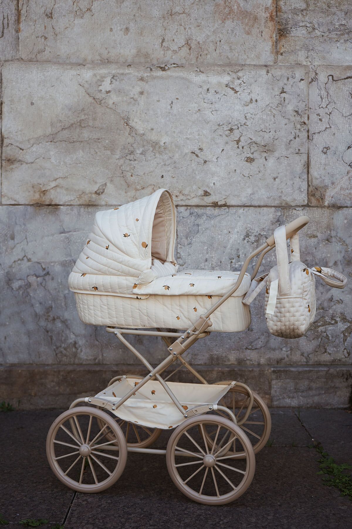 Konges Sløjd Vintage-Puppenwagen „Lemon“, , groß, 90×42×71cm – Bild 4