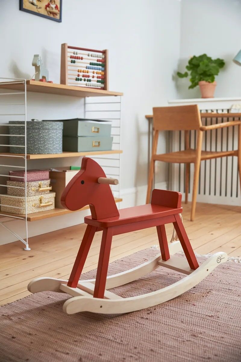 Kids Concept Schaukelpferd Carl Larsson „orange-rot“, FSC® – Bild 8