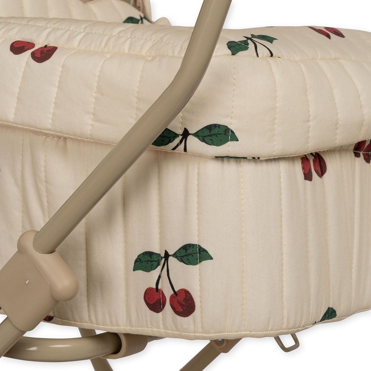 DELISTED Konges Sløjd Puppenwagen „Ma Grande Cerise“ – Bild 5