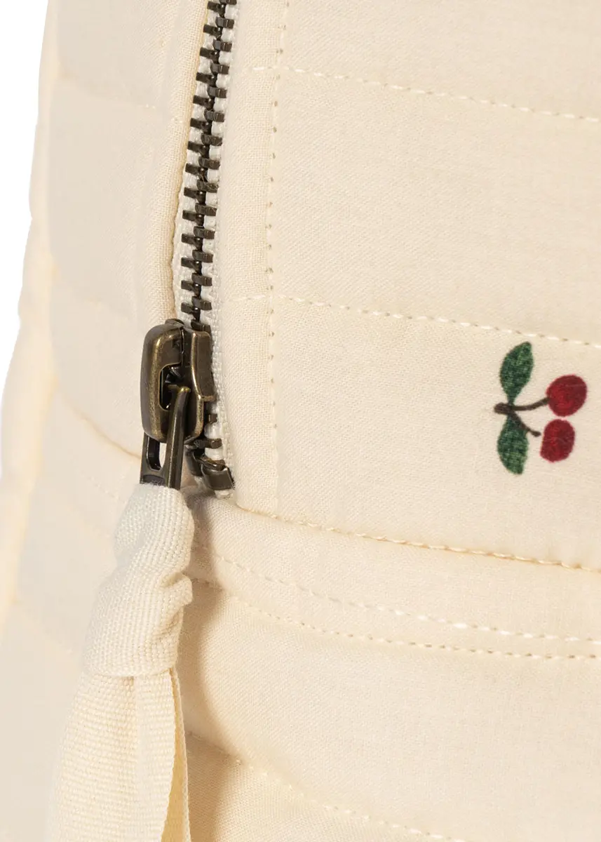 Konges Sløjd 2-in-1 Wickeltaschen-Set mit Tasche „Cherry aop“ für unterwegs