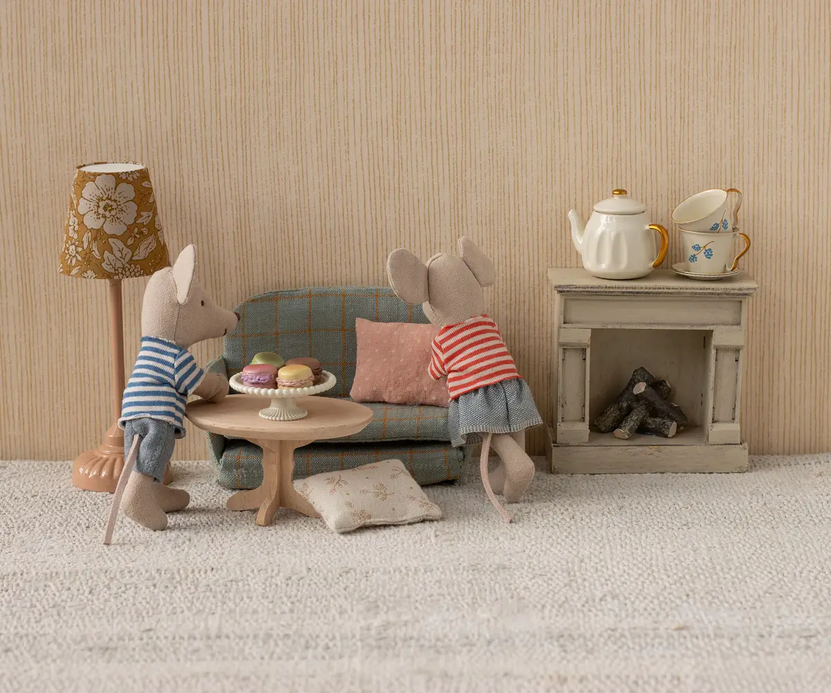 Maileg ovaler Puppen-Couchtisch