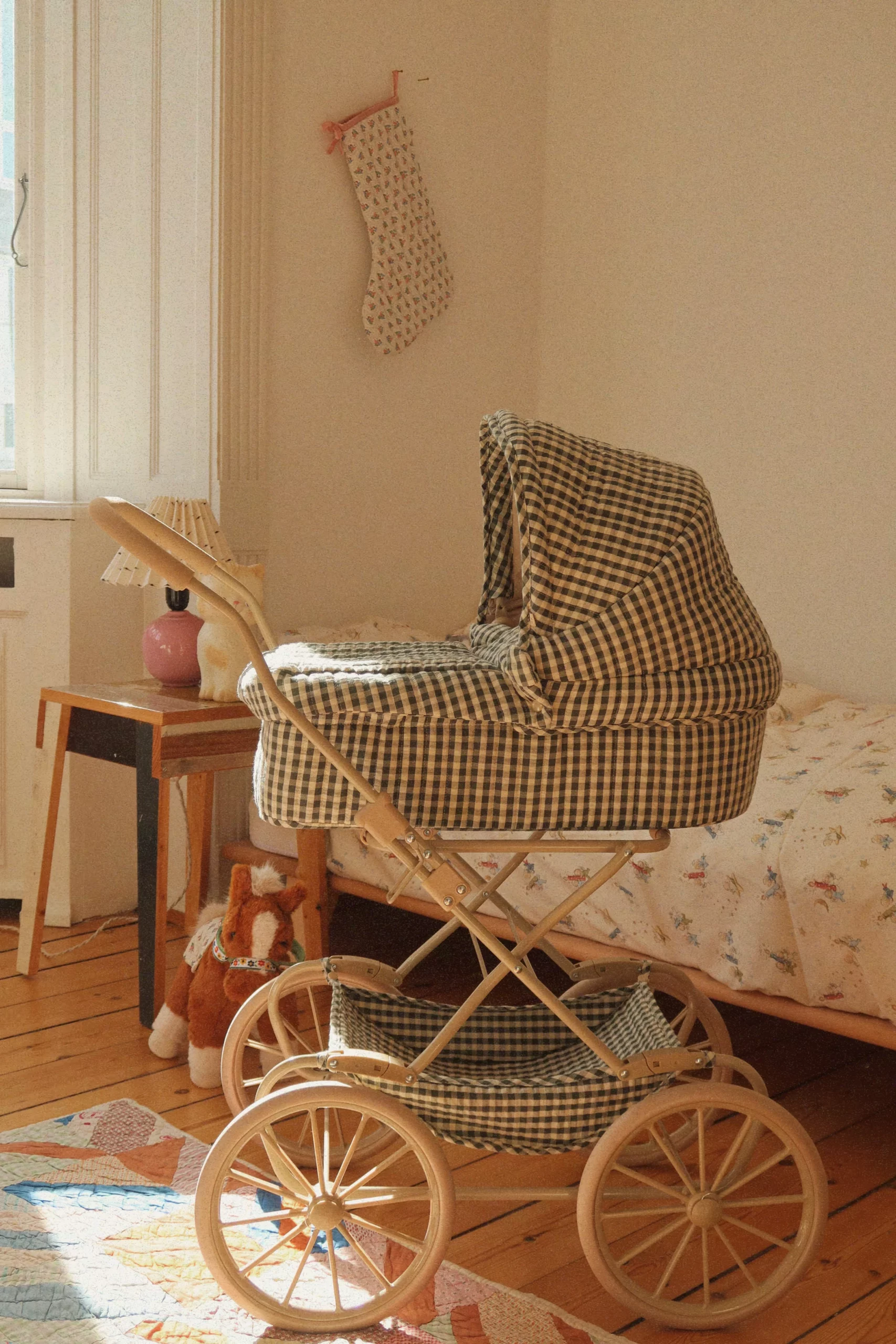Konges Sløjd Puppenwagen „Smoke Pine Check“