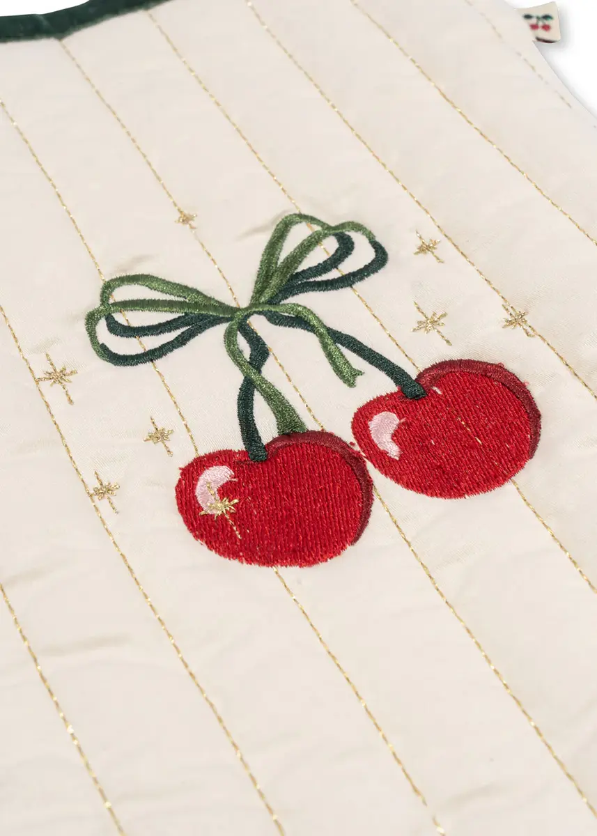 Konges Sløjd Weihnachtsstrumpf „Christmas Cherry“, 44x31cm
