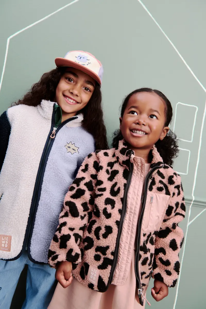 Liewood Nolan Sherpa Jacke für Kinder „Mega leo / Pale tuscany“