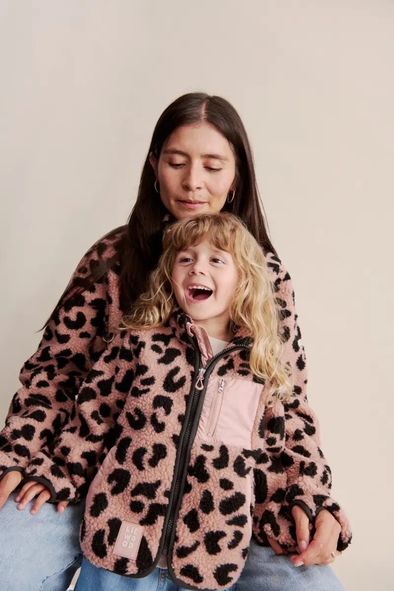 Liewood Nolan Sherpa Jacke für Kinder „Mega leo / Pale tuscany“
