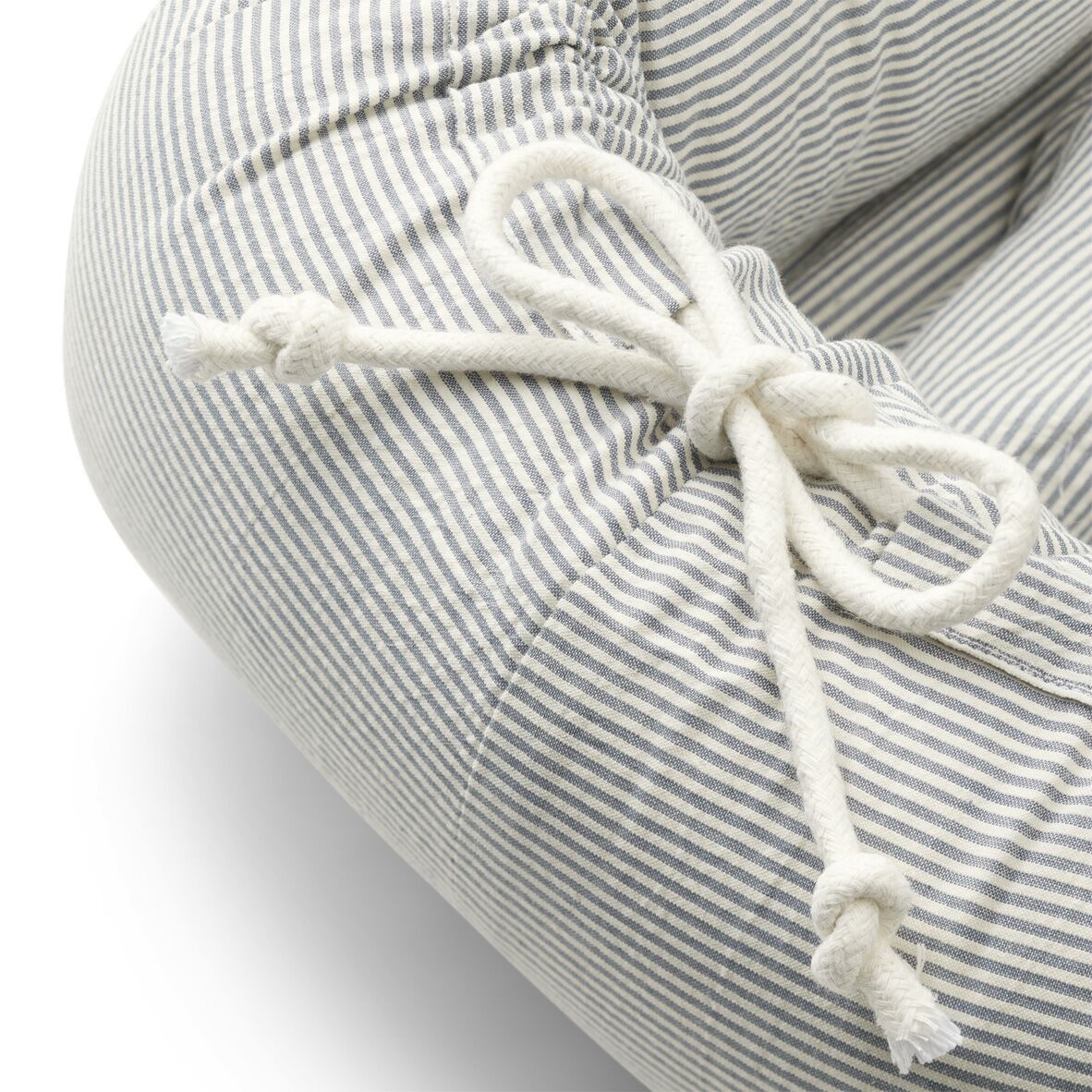Liewood Gro Babylift : Babynest „Blue wave : creme“ 02