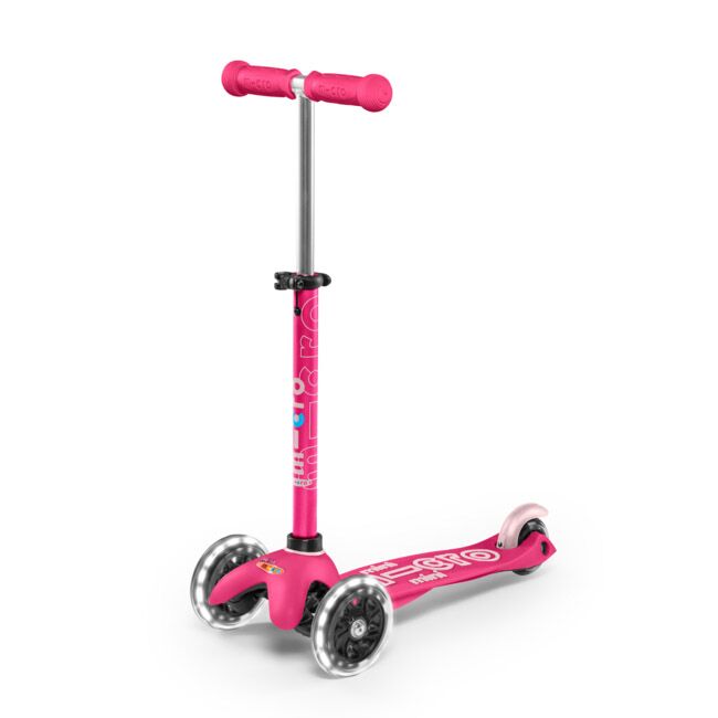 Micro Mobility mini micro deluxe LED „pink“ 01