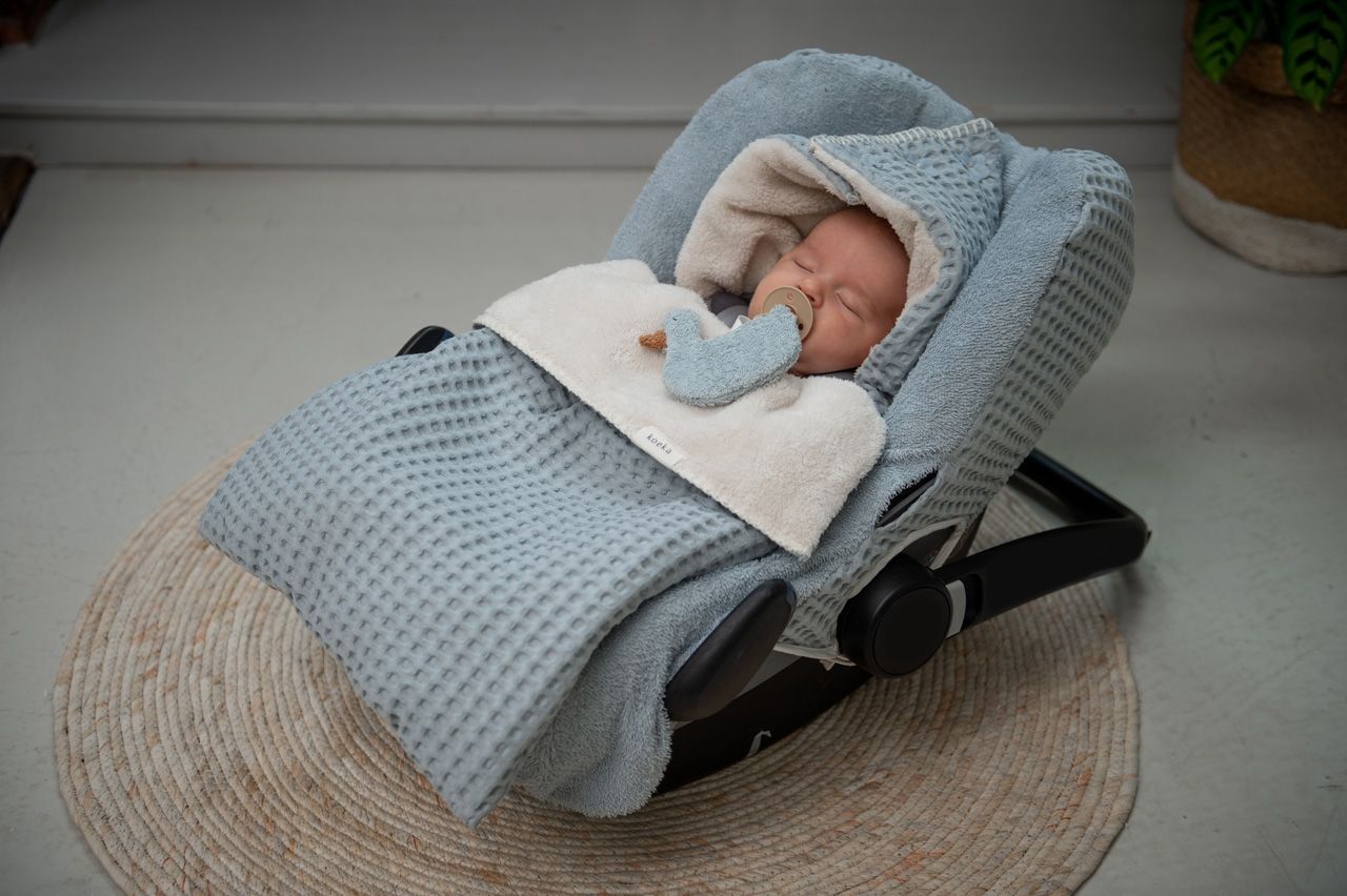 koeka Babyschalenbezug 0+ 3 Punkte Antwerp „wave“ 02
