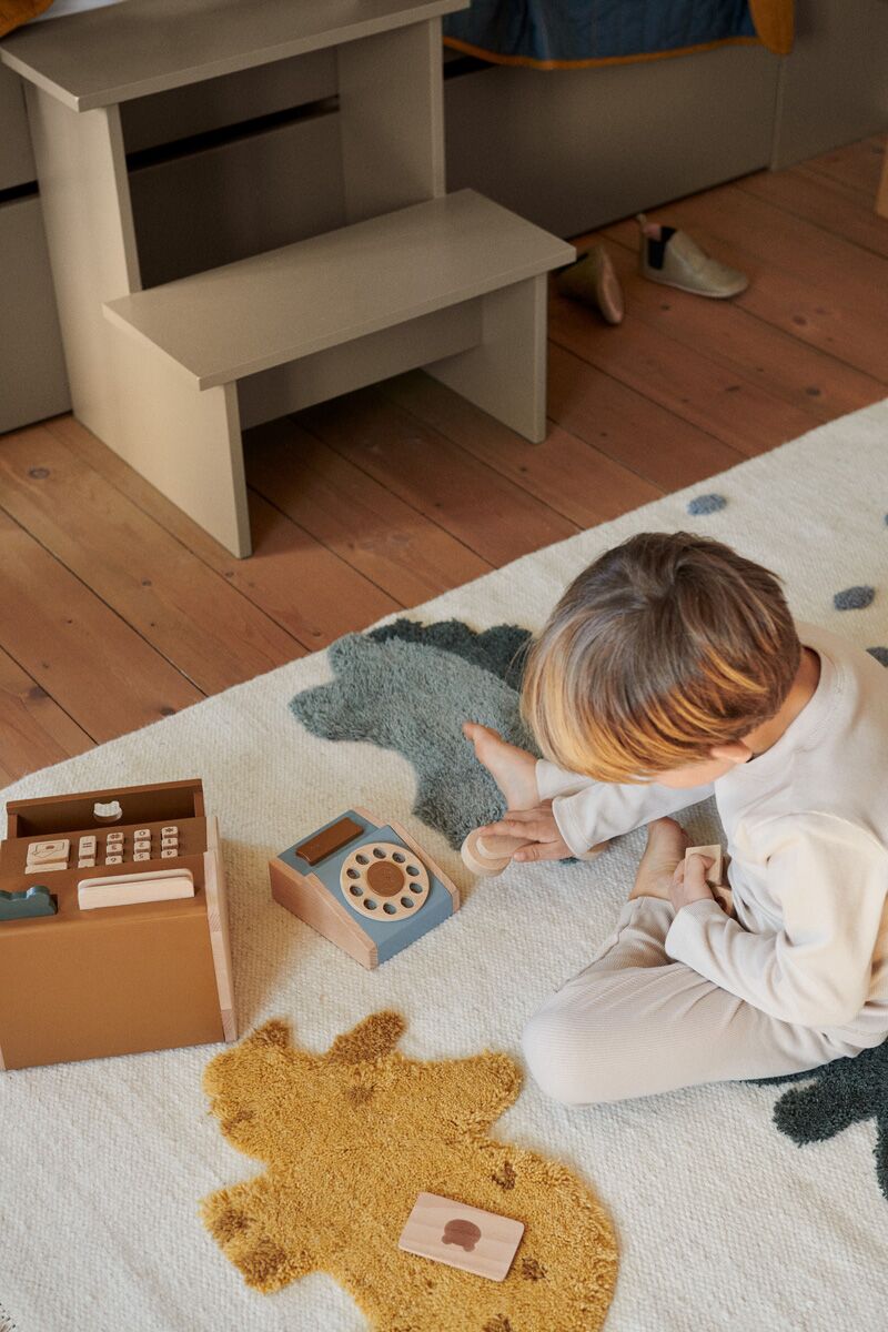 Liewood Spielzeugtelefon Selma aus Buchenholz