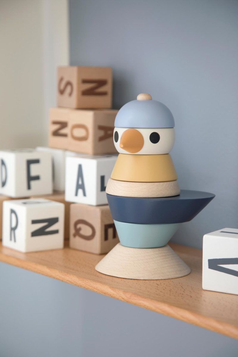 Sebra Stapelvogel aus Holz „Denim Blue“ Mood