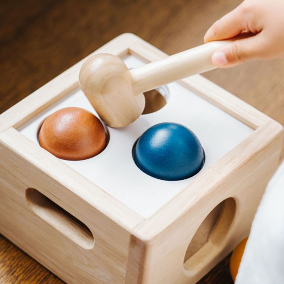 PlanToys Hammerspiel „Orchard“ aus Holz – Bild 2