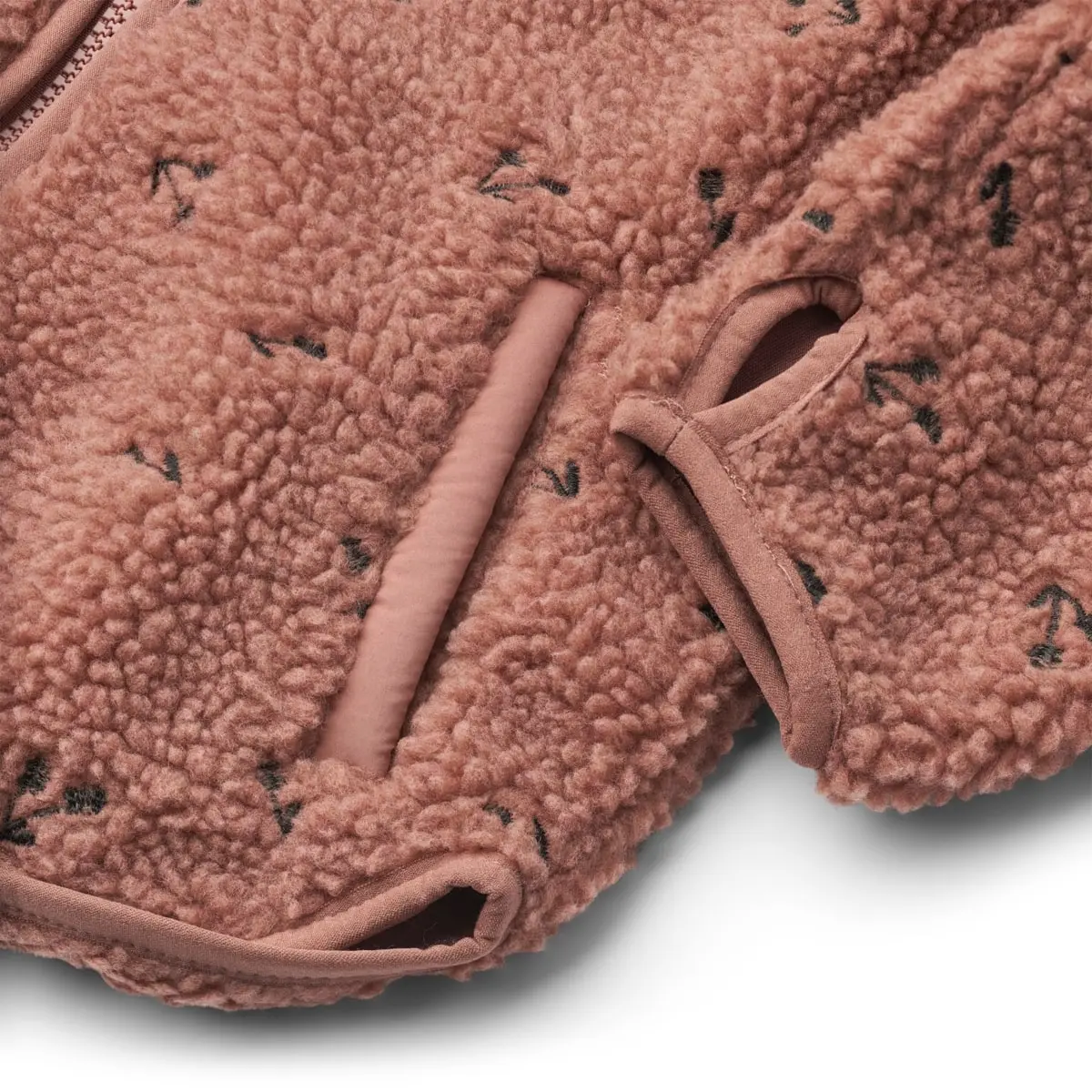 Liewood Mara Sherpa Jacke mit Kapuze „Cherries / Dark rosetta“