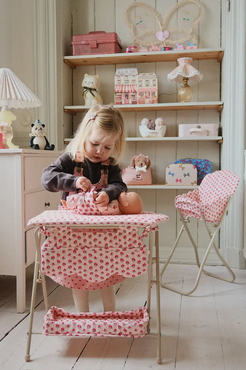 Konges Sløjd Puppen Stuhl „Rosie Rose“