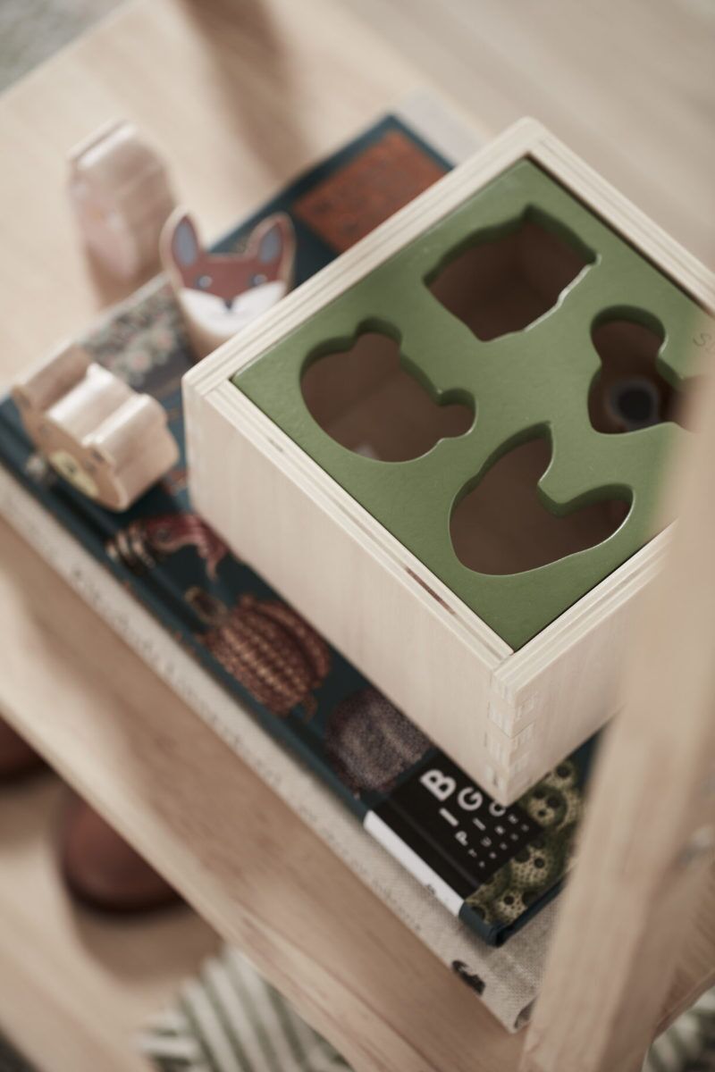 Kids Concept Steckspiel Edvin aus Holz, 15x15x8cm – Bild 2