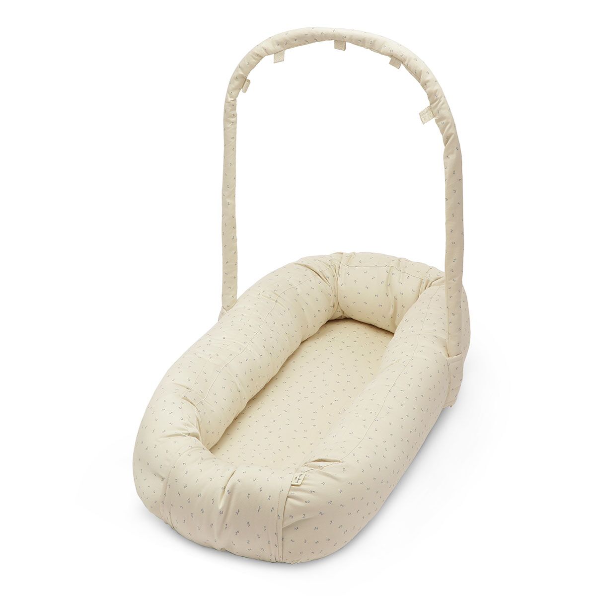 konges slojd Babynest mit Activity-Bogen „Petit Bisou Blue“, 83x43cm
