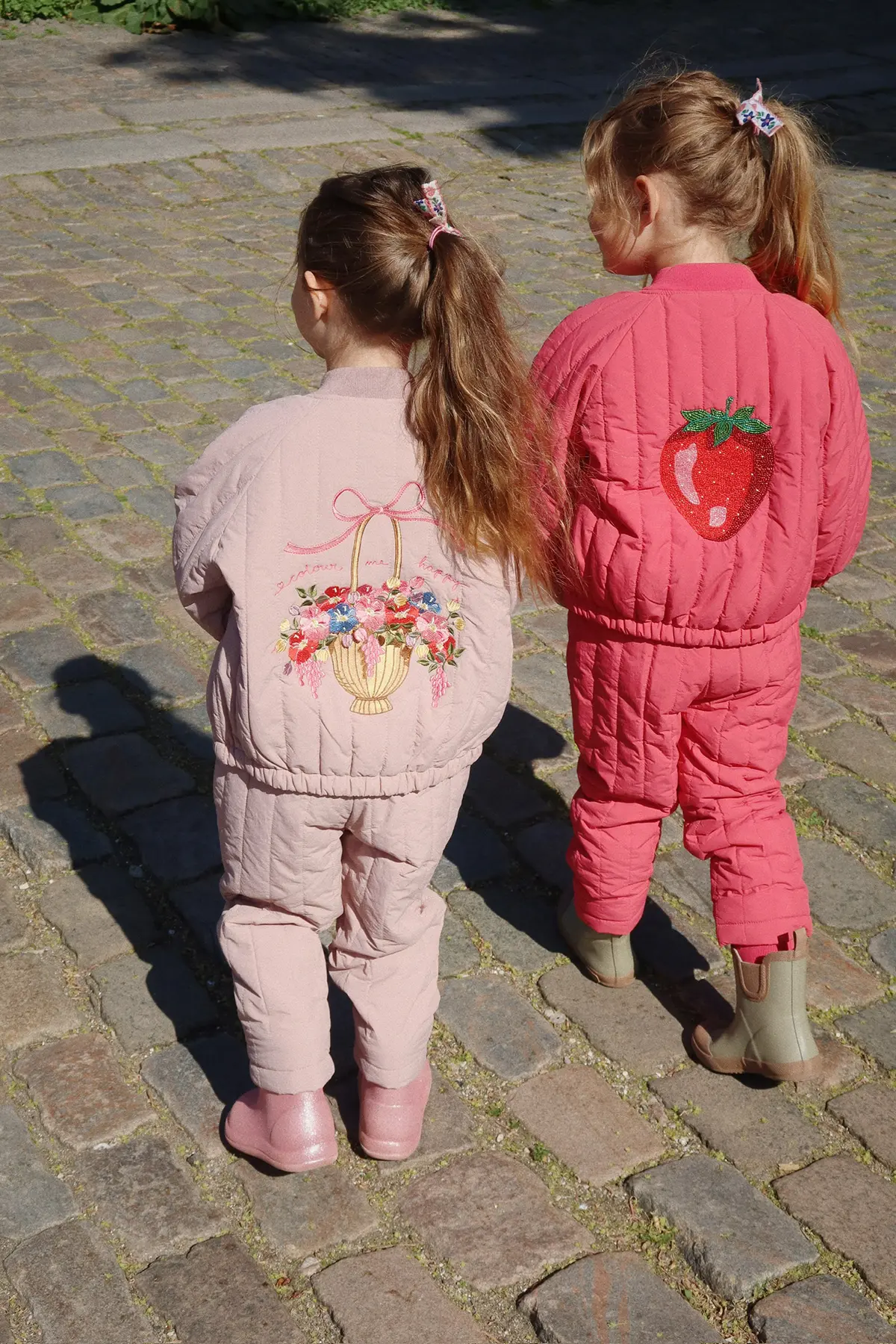 Konges Sløjd Bomberjacke Juno „Paillette / Raspberry Wine“