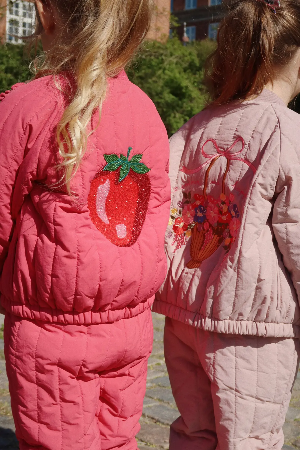 Konges Sløjd Bomberjacke Juno „Paillette / Raspberry Wine“
