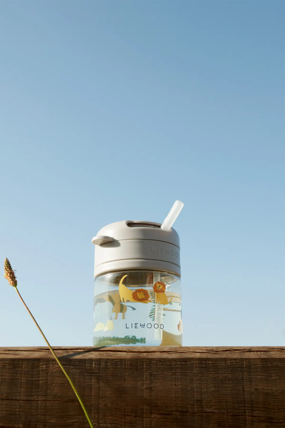 Liewood Trinkbecher Pavia „All together / Sandy “ aus Tritan, 300ml