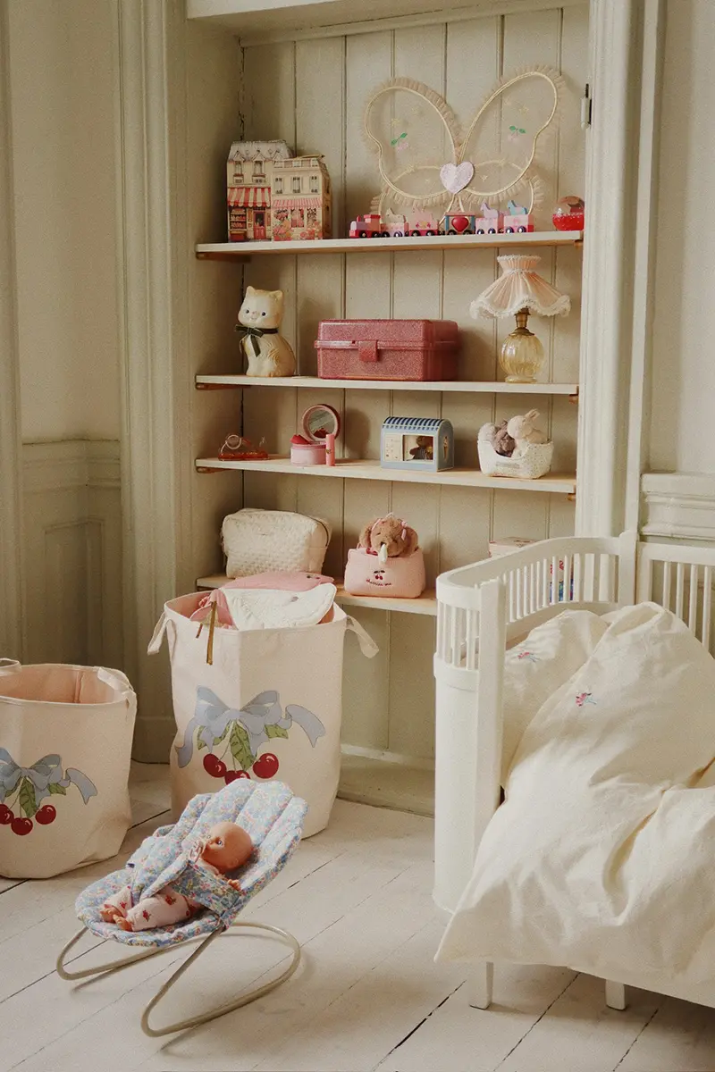 Konges Sløjd Puppen Babywippe „Cameo Rose“ für 40cm-Puppen