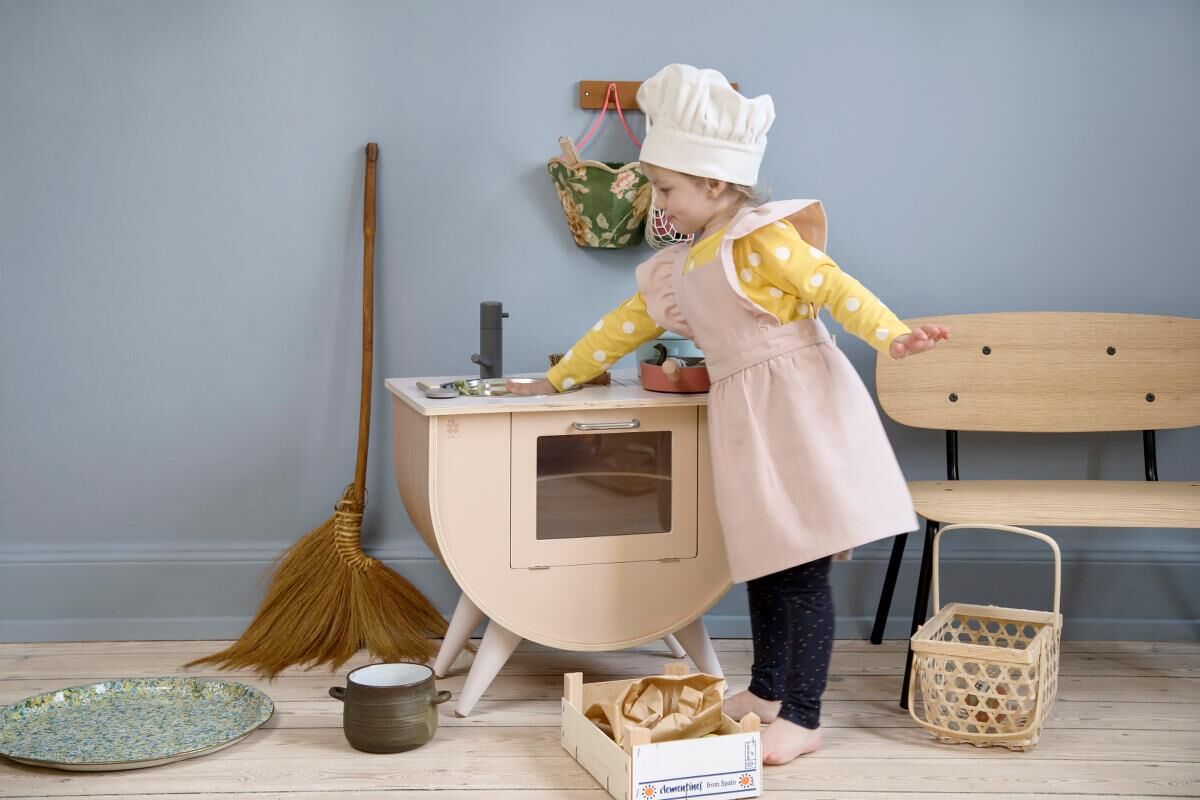 Sebra Kinderschürze und Kochmütze „dusty pink“ Mood