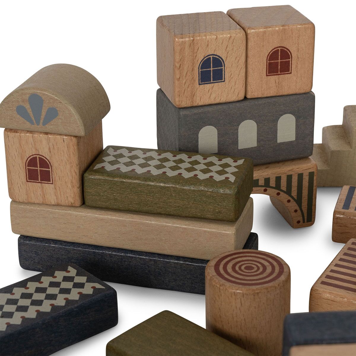 Konges Sløjd Holzbauklötze-Spielset „Stadt“, FSC®-zertifiziert, 34-teilig – Bild 5