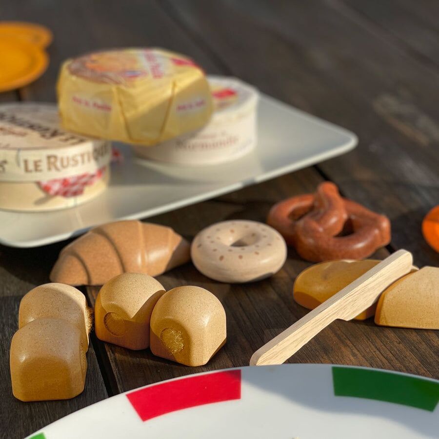 PlanToys Spielzeug Brot-Set aus Holz – Bild 4