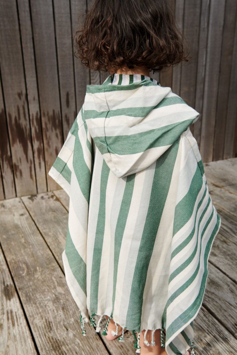 Liewood Roomie Badeponcho „Garden Green : Sandy : Dove Blue“ 02