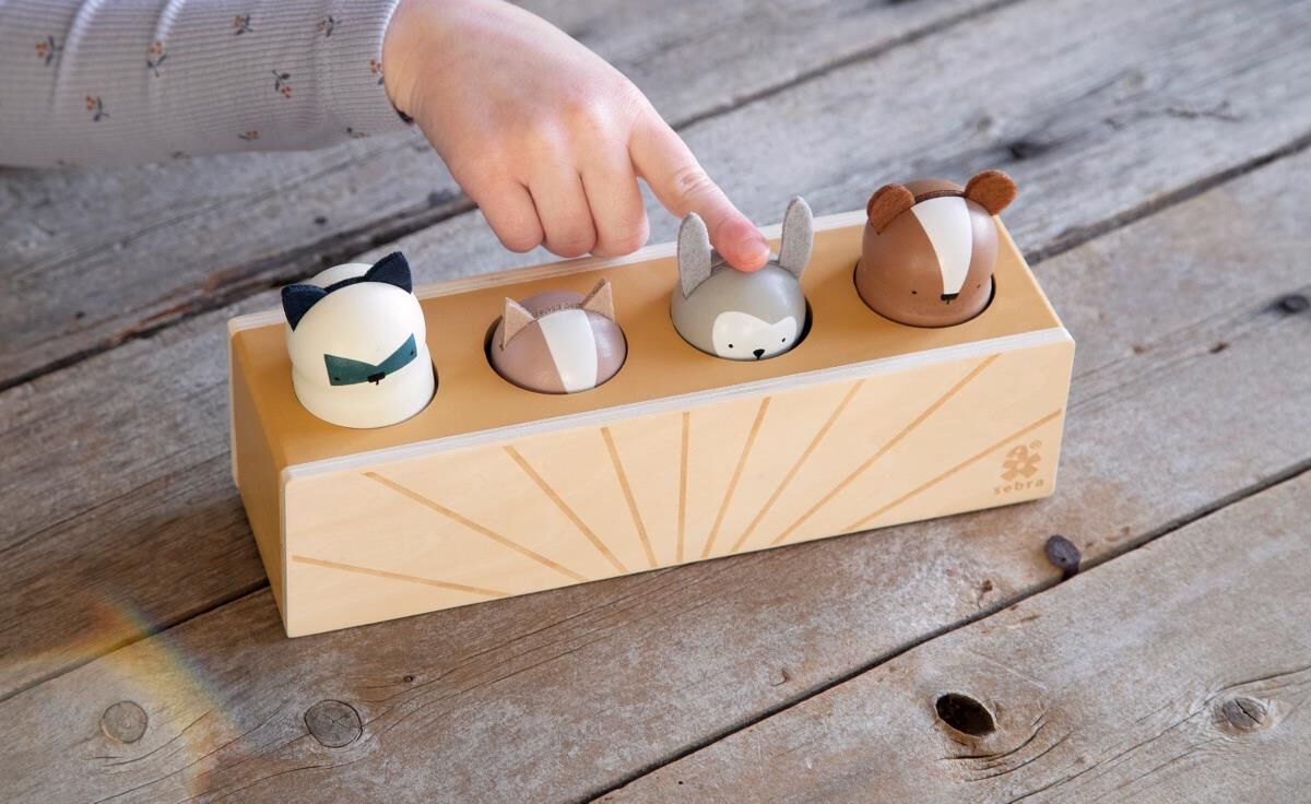 DELISTED Sebra Pop-up Aktivitätsspielzeug aus Holz „Woodland“ – Bild 2