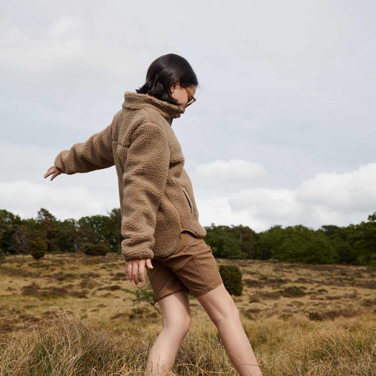 Liewood Ronja Flor Anorak „Oat“, Teddystoff, Gr. 80 – Bild 5