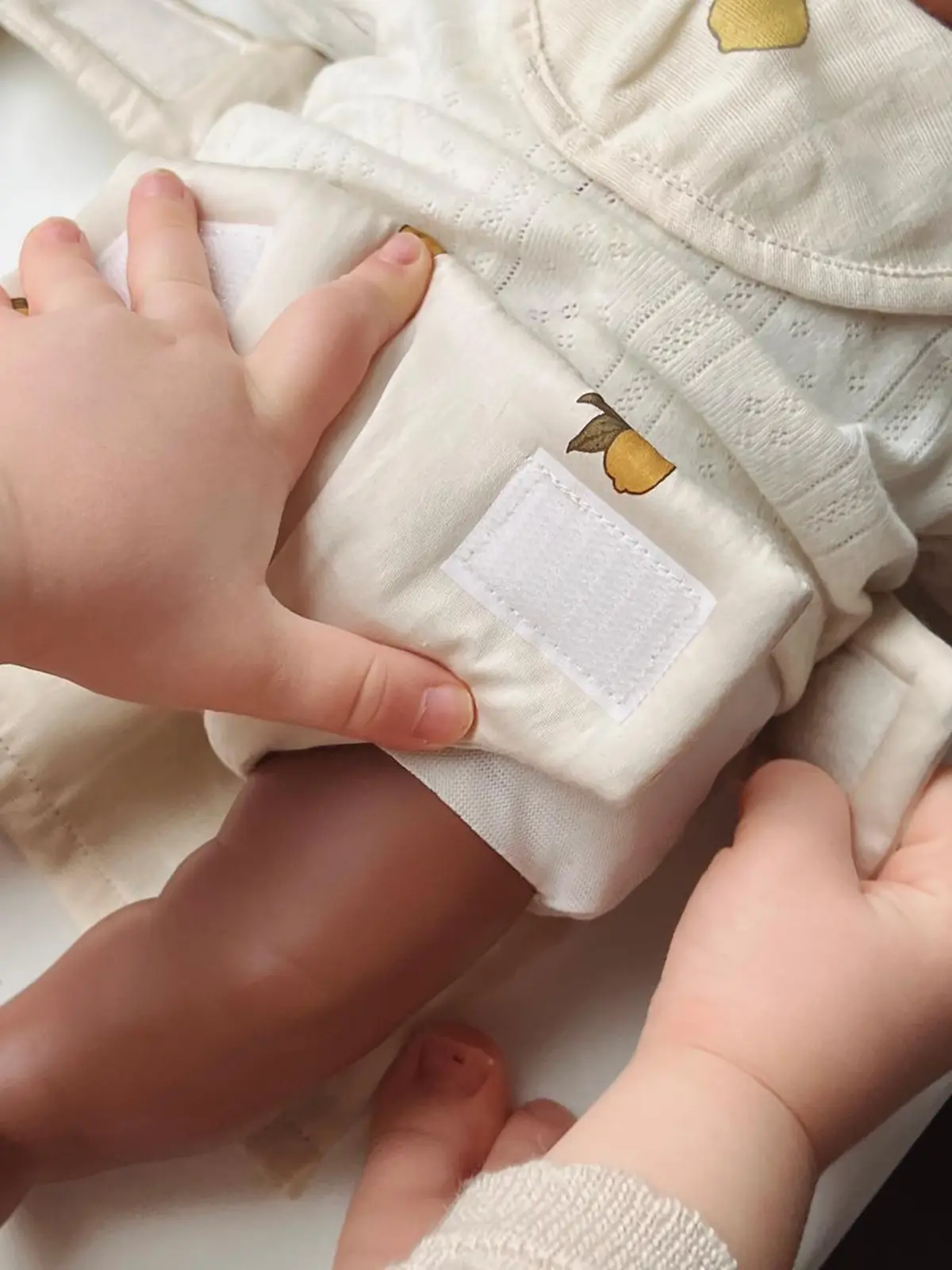 Konges Sløjd Puppen-Wickelset „Lemon“ für 42cm Puppen